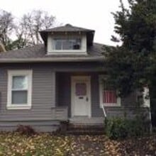 Building Photo - Lovely Remodeled 5 Bedroom Home