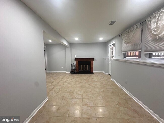 Building Photo - 14632 Stone Crossing Ct