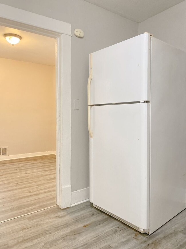 Building Photo - Cozy 2 bed 1 bath house $995 Sec 8 OK