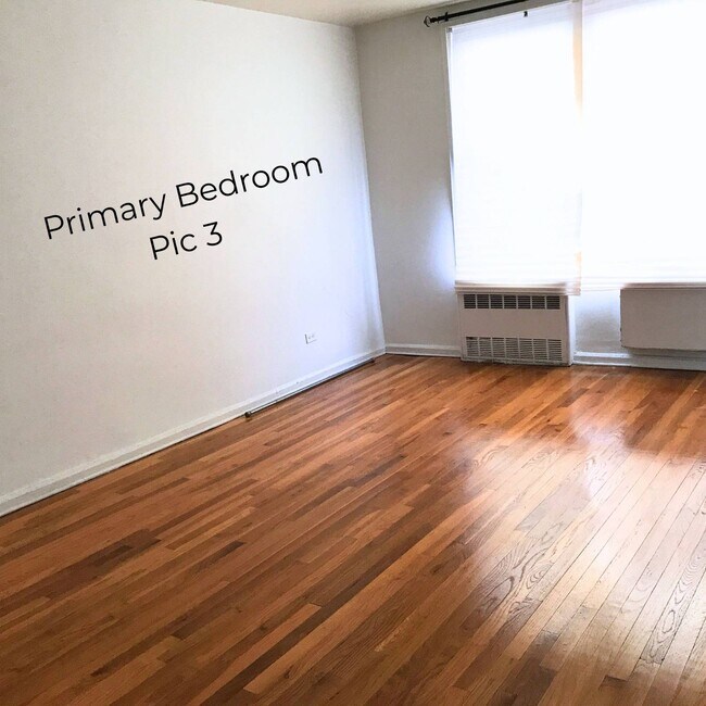 Building Photo - 1199 E 53rd St