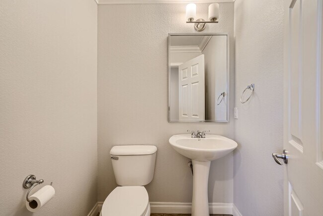 Building Photo - 788 Tillis Pl