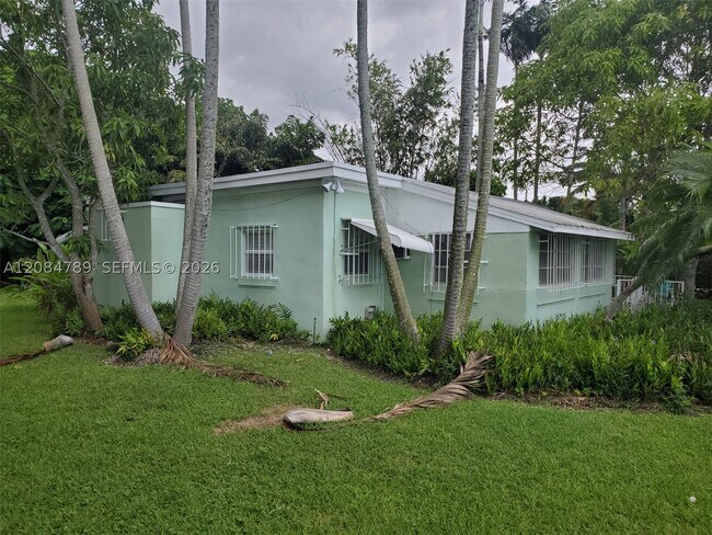 Building Photo - 36490 SW 192nd Ave