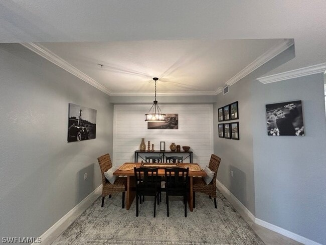 Building Photo - 15375 Grn Acrs Ave