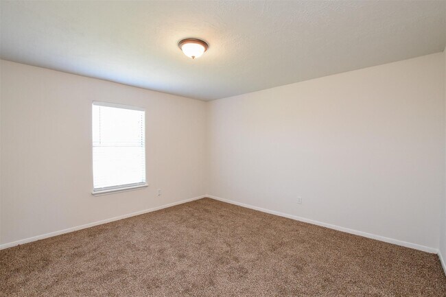 Building Photo - 19014 Prairie Bluff Dr