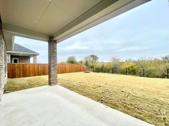 Building Photo - 1632 Estivella Dr