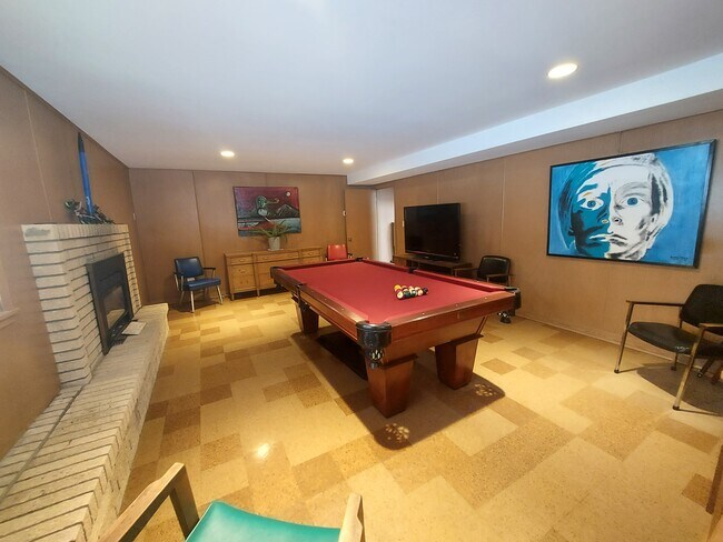 Lower Level Pool room w/Gas Fireplace - 4401 Avondale Rd