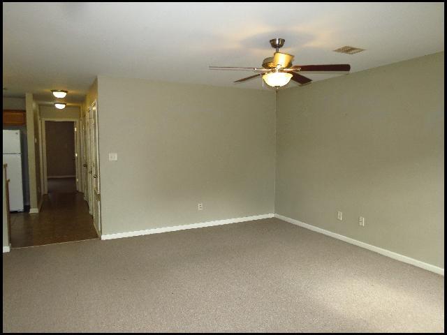 Building Photo - 10800 Frenchmen Loop