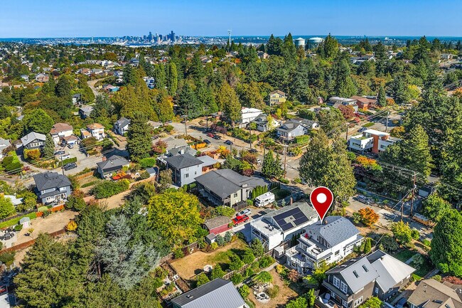 Building Photo - 3668 SW Othello St