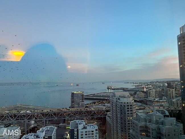 Building Photo - 2 br, 2 bath House - 201 Folsom St #33C