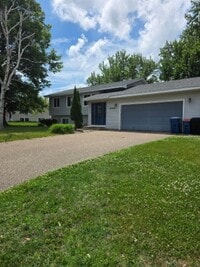 Building Photo - 9755 Nathan Ln N