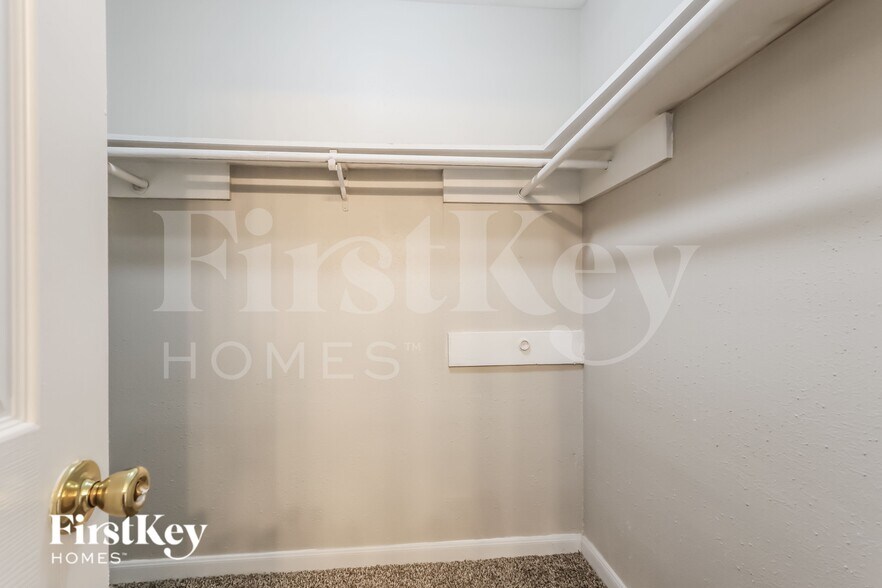 Building Photo - 21126 N Tangle Creek Ln