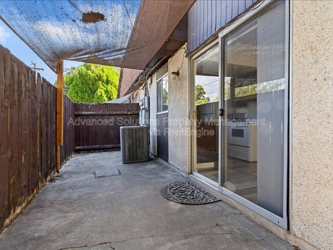 Building Photo - 4554 S 785 E