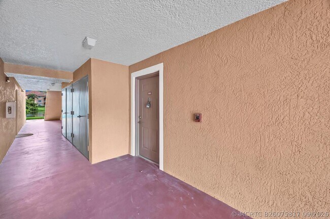 Building Photo - 3606 NW Adriatic Ln