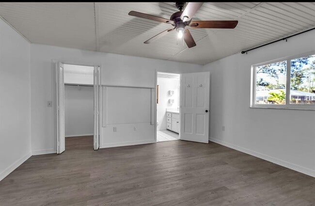Building Photo - 20378 Emerald Ave