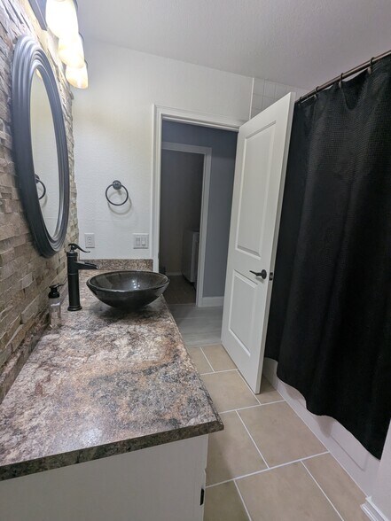 Building Photo - 24028 25th Ave S