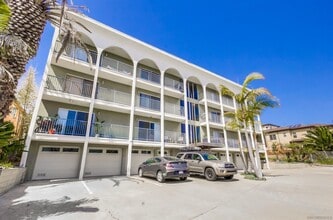 Building Photo - 356 Playa Del Norte St