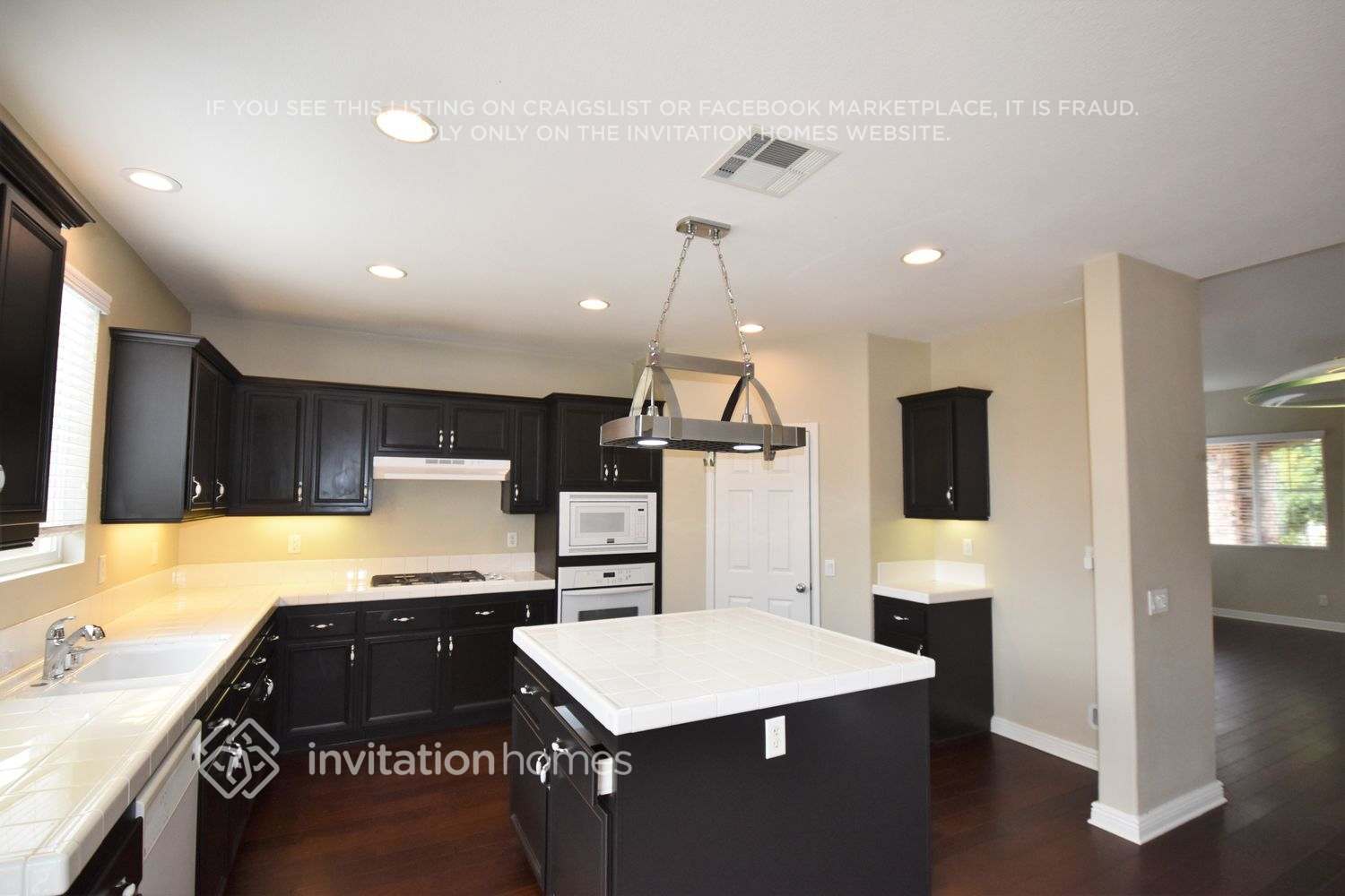 Building Photo - 41042 Crimson Pillar Ln
