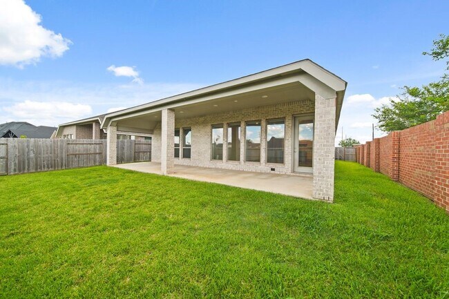 Building Photo - 1703 Rustling Creek Dr