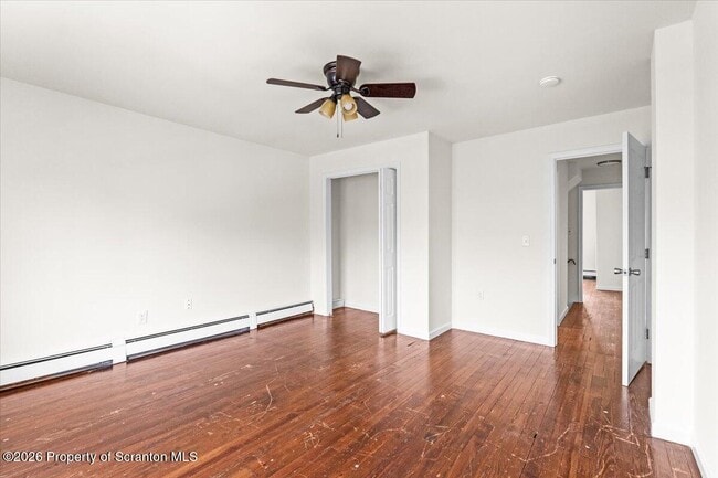 Building Photo - 714 Carmalt St