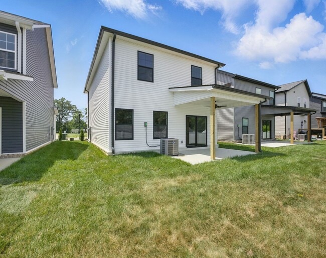 Building Photo - 3 Bedroom 2 1/2 Bath Luxury Home Near Madison Street!