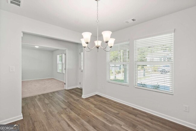 Building Photo - 1139 Lookout Ave NW