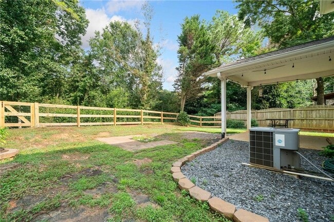 Building Photo - 151 Nacoochee Way