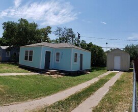 Building Photo - 1523 29th Pl