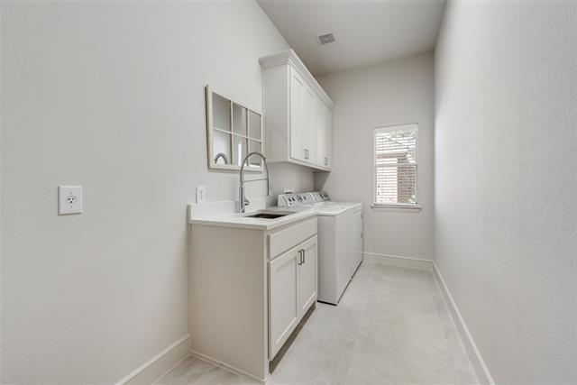 Building Photo - 4867 Corinthian Bay Dr