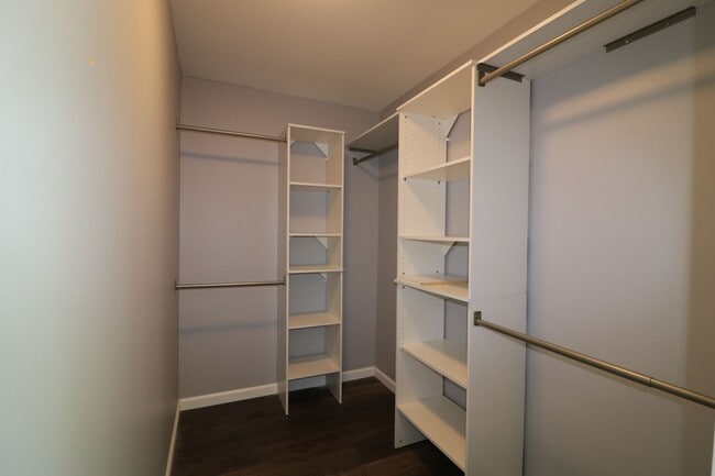 Building Photo - Beautiful 3/bedroom home in Canyon Country !