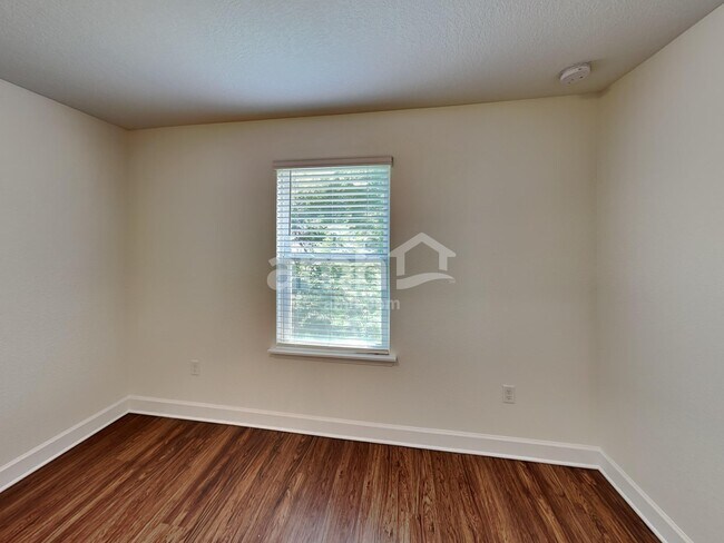 Building Photo - 8649 Highfield Ave
