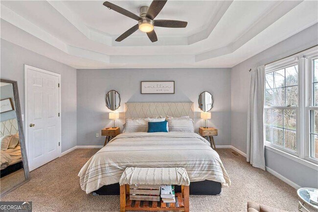 Building Photo - 2437 Pondside Pl NE