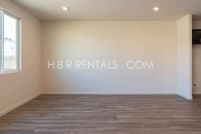 Building Photo - Modern & Spacious SINGLE STORY 4-Bedroom Home in Manteca – Fresh Updates & Comfortable Living
