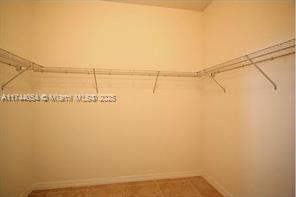 Building Photo - 830 NE 191st St