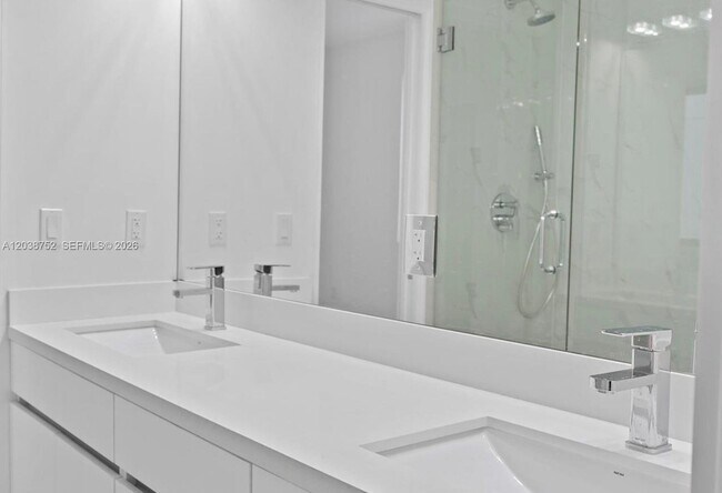 Building Photo - 3374 Perry Frow Dr