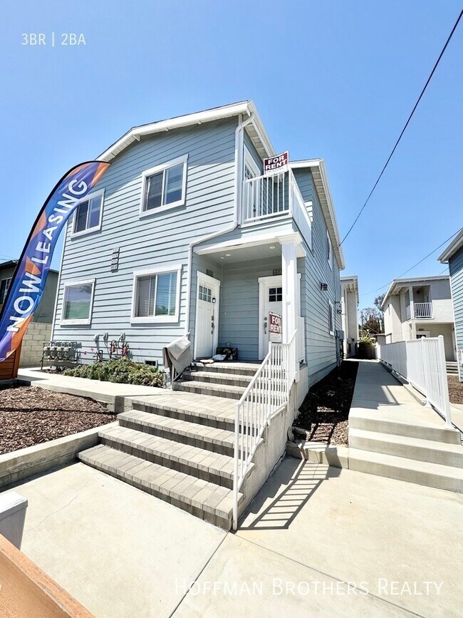 Building Photo - 758 1/2 4th St -A