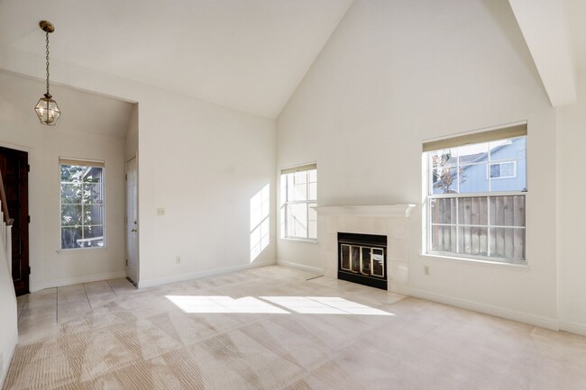 Building Photo - 3 Bed / 3 Bath single family home with huge backyard in Foster City. YouTube tour!!