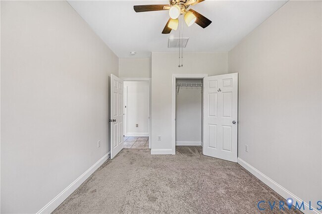 Building Photo - 15604 Heth Dr