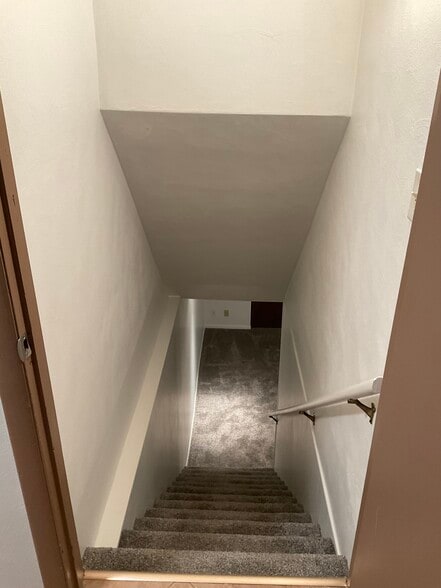 Building Photo - 419 Peachtree Cir
