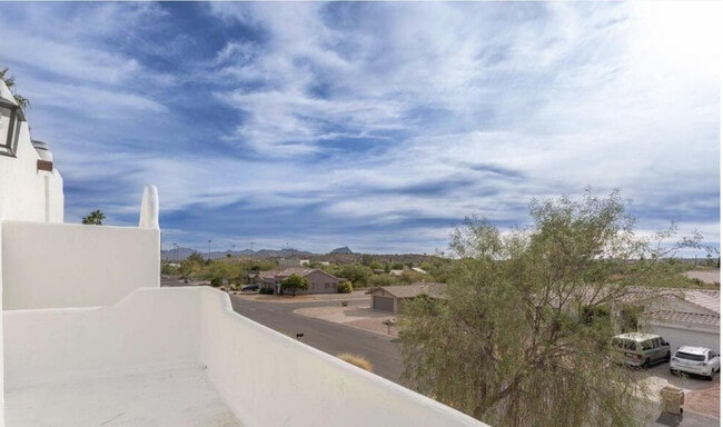 Building Photo - 15013 N Calle Del Prado