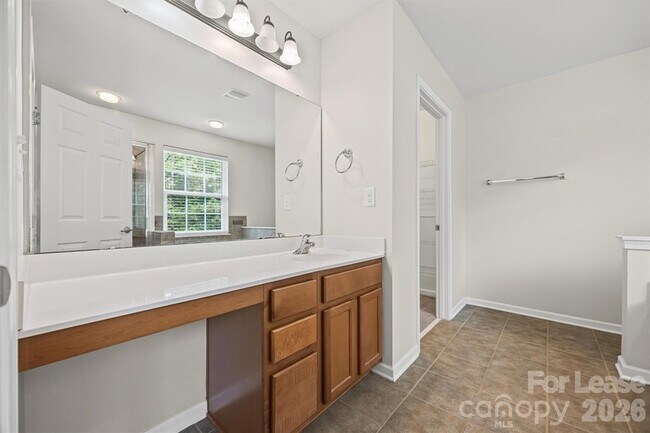 Building Photo - 9736 Springholm Dr