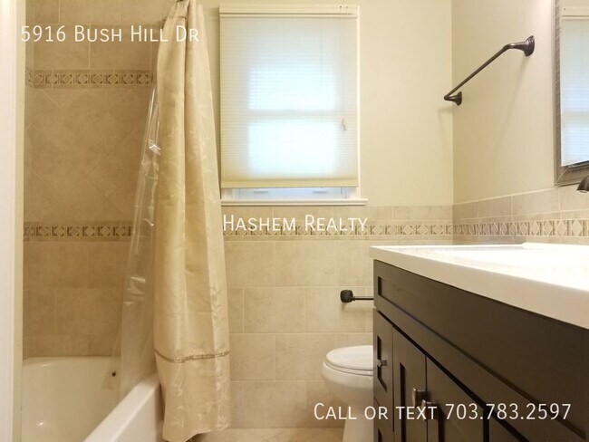 Building Photo - 5916 Bush Hill Dr