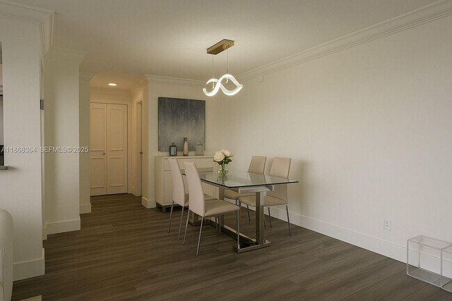 Building Photo - 2841 N Ocean Blvd