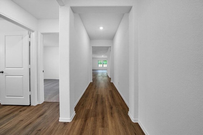 Building Photo - 145 Crawford