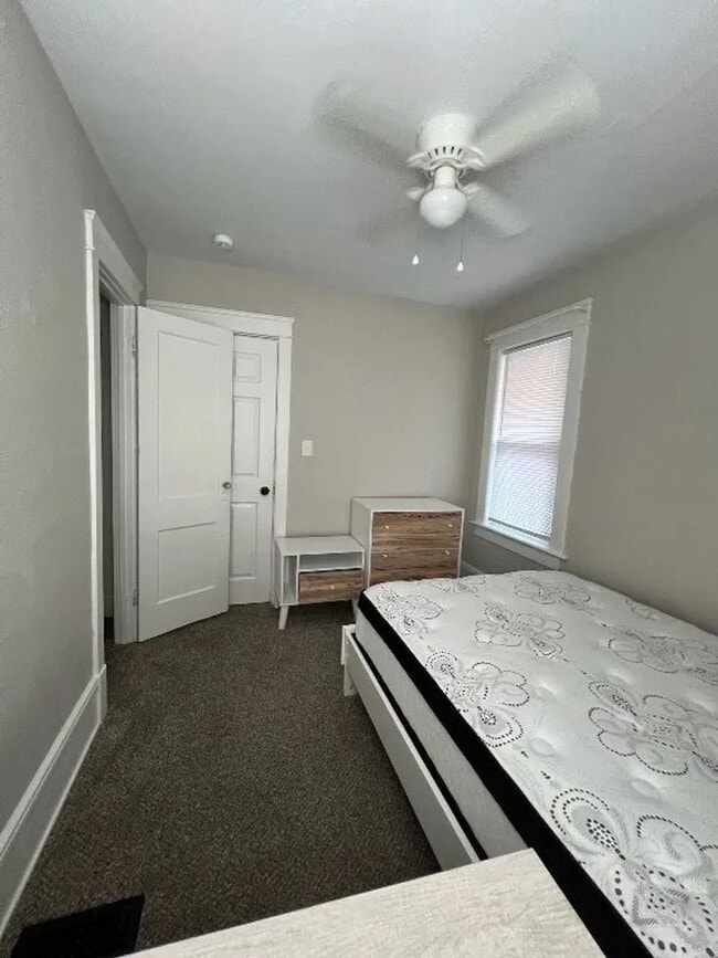 Building Photo - 357w9th