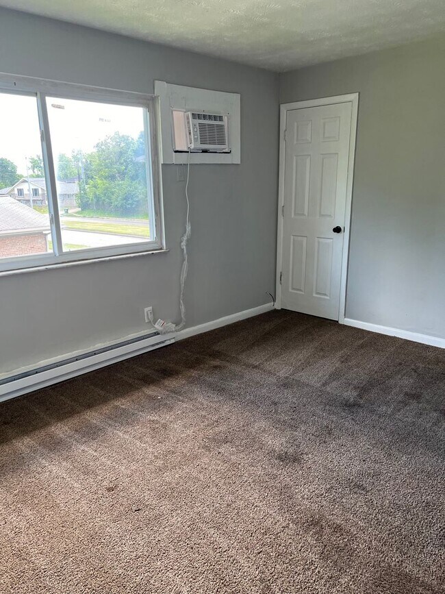 Building Photo - 3309 Roosevelt Blvd