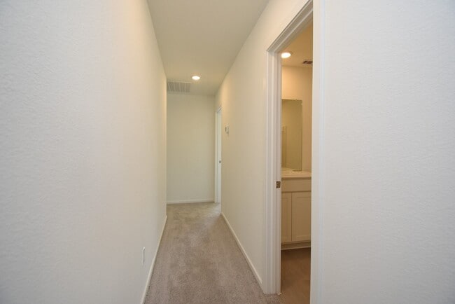 Building Photo - 3083 Sunset Glory Dr