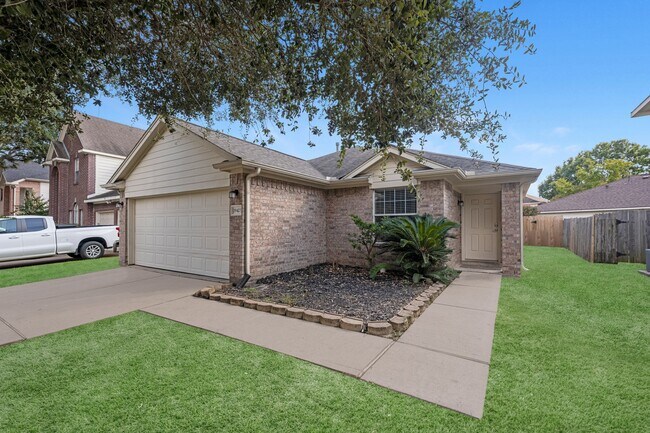 Building Photo - 19423 Rebel Yell Dr