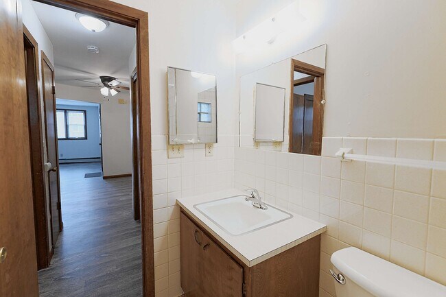 Building Photo - 4611 Cooper Ave