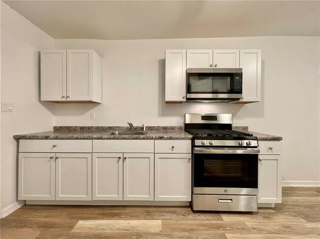 Building Photo - 860 Pennsylvania Ave