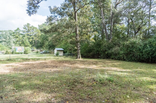 Building Photo - 2600 Fitzgerald Rd